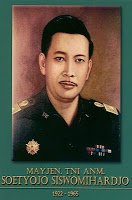 pahlawanrevolusi-mayjendtni
